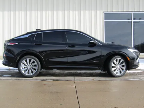 Photos of 2024 Buick Envista Avenir for sale in Bethany, MO at Pettijohn Auto Center