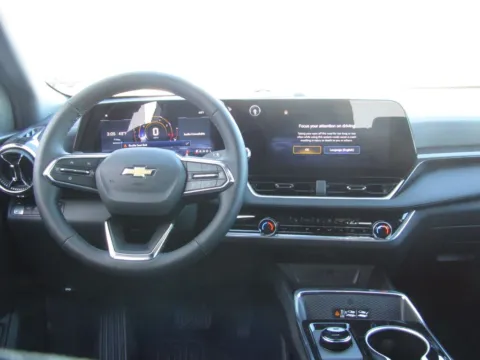 More photos of 2026 Chevrolet Equinox LT at Pettijohn Auto Center, MO