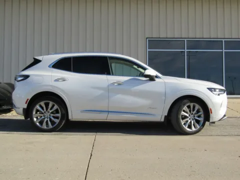 Photos of 2023 Buick Envision Avenir for sale in Bethany, MO at Pettijohn Auto Center