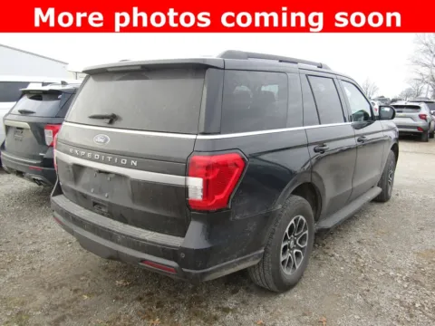 More photos of 2022 Ford Expedition XLT at Pettijohn Auto Center, MO