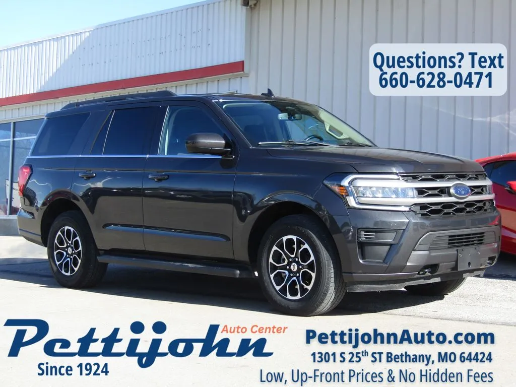 Used 2022 Ford Expedition XLT with VIN 1FMJU1JT6NEA52729 for sale in Kansas City