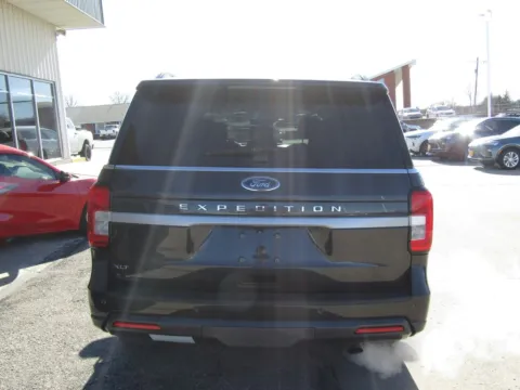 More photos of 2022 Ford Expedition XLT at Pettijohn Auto Center, MO