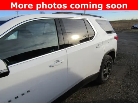 Photos of 2019 Chevrolet Traverse LT for sale in Bethany, MO at Pettijohn Auto Center