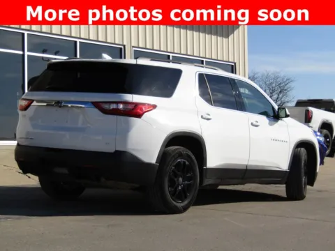 Another view of 2019 Chevrolet Traverse LT for sale in Bethany, MO at Pettijohn Auto Center