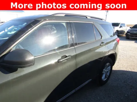 Photos of 2023 Ford Explorer XLT for sale in Bethany, MO at Pettijohn Auto Center
