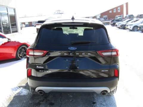 More photos of 2023 Ford Escape Active at Pettijohn Auto Center, MO