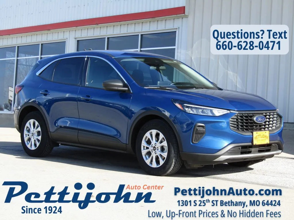 Used 2023 Ford Escape Active with VIN 1FMCU0GN1PUA08805 for sale in Kansas City