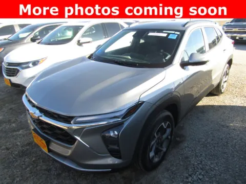 Gray 2025 Chevrolet Trax LT for sale in Bethany, MO