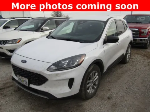 White 2022 Ford Escape SE for sale in Bethany, MO