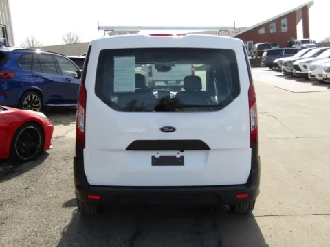 More photos of 2020 Ford Transit Connect XL at Pettijohn Auto Center, MO