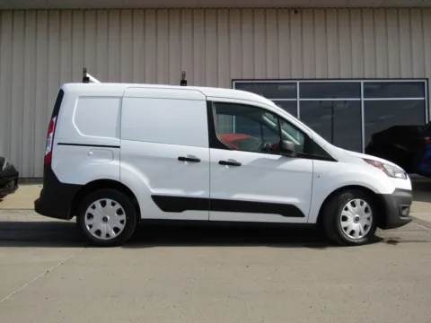 Photos of 2020 Ford Transit Connect XL for sale in Bethany, MO at Pettijohn Auto Center