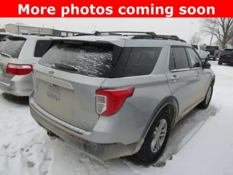 More photos of 2023 Ford Explorer XLT at Pettijohn Auto Center, MO