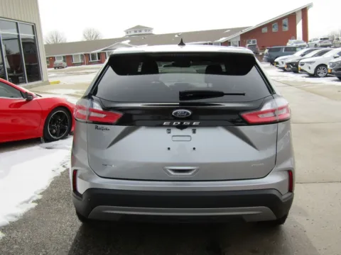 More photos of 2024 Ford Edge SEL at Pettijohn Auto Center, MO