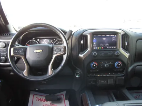 More photos of 2022 Chevrolet Silverado 3500HD High Country at Pettijohn Auto Center, MO