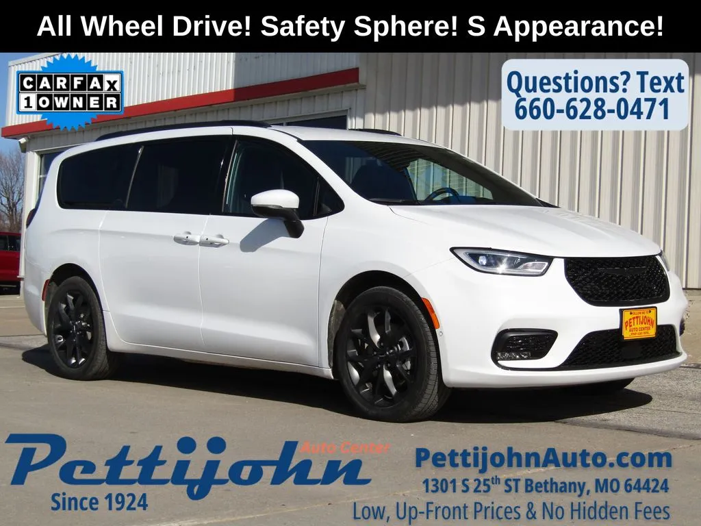 White 2023 Chrysler Pacifica Touring L for sale in Bethany, MO