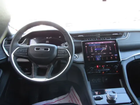 More photos of 2024 Jeep Grand Cherokee L Limited at Pettijohn Auto Center, MO