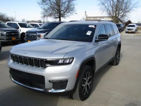 Silver 2024 Jeep Grand Cherokee L Limited for sale in Bethany, MO