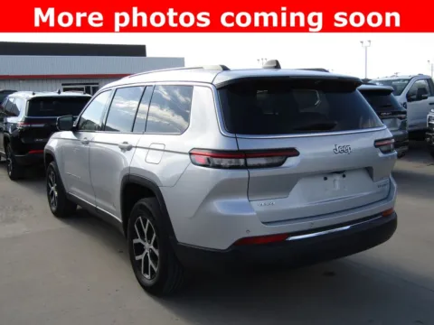 Another view of 2024 Jeep Grand Cherokee L Limited for sale in Bethany, MO at Pettijohn Auto Center