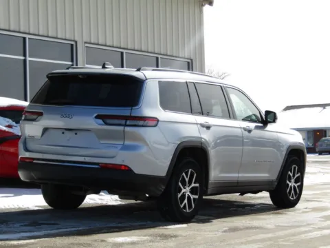 Another view of 2024 Jeep Grand Cherokee L Limited for sale in Bethany, MO at Pettijohn Auto Center