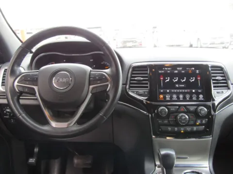 More photos of 2021 Jeep Grand Cherokee Limited at Pettijohn Auto Center, MO