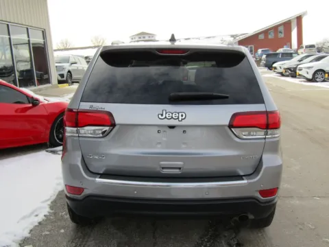 More photos of 2021 Jeep Grand Cherokee Limited at Pettijohn Auto Center, MO
