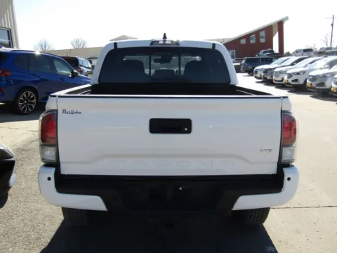 More photos of 2023 Toyota Tacoma TRD Off-Road at Pettijohn Auto Center, MO
