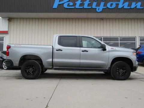 Photos of 2024 Chevrolet Silverado 1500 Custom Trail Boss for sale in Bethany, MO at Pettijohn Auto Center
