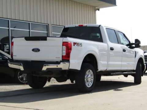 Another view of 2017 Ford F-250SD XL for sale in Bethany, MO at Pettijohn Auto Center