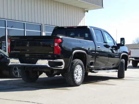 Another view of 2022 Chevrolet Silverado 3500HD LTZ for sale in Bethany, MO at Pettijohn Auto Center