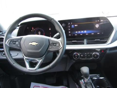 More photos of 2025 Chevrolet Trax LT at Pettijohn Auto Center, MO