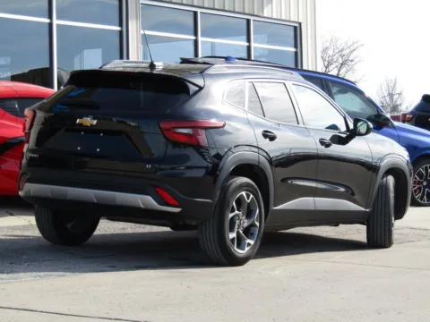 Another view of 2025 Chevrolet Trax LT for sale in Bethany, MO at Pettijohn Auto Center