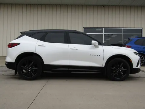 Photos of 2022 Chevrolet Blazer RS for sale in Bethany, MO at Pettijohn Auto Center