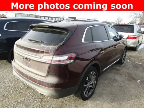 More photos of 2023 Lincoln Nautilus Reserve at Pettijohn Auto Center, MO