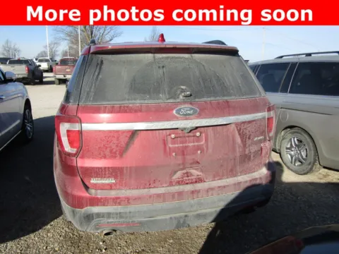 More photos of 2017 Ford Explorer at Pettijohn Auto Center, MO