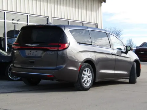 Another view of 2023 Chrysler Pacifica Touring L for sale in Bethany, MO at Pettijohn Auto Center