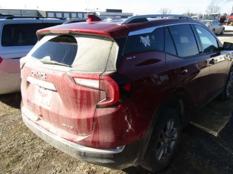 More photos of 2024 GMC Terrain SLT at Pettijohn Auto Center, MO