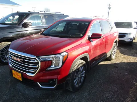 Red 2024 GMC Terrain SLT for sale in Bethany, MO