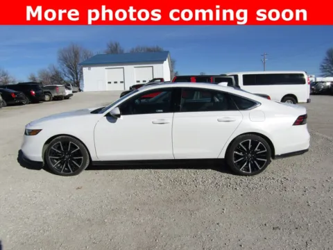 Photos of 2024 Honda Accord Hybrid Touring for sale in Bethany, MO at Pettijohn Auto Center