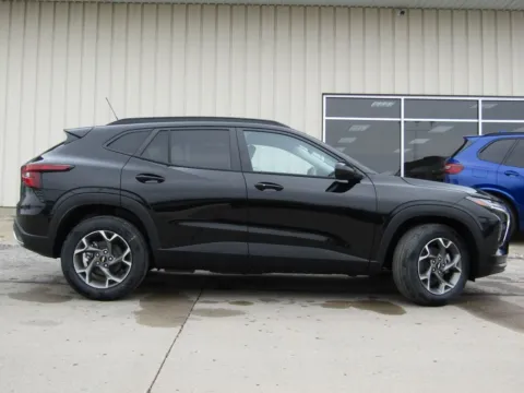 Photos of 2026 Chevrolet Trax LT for sale in Bethany, MO at Pettijohn Auto Center