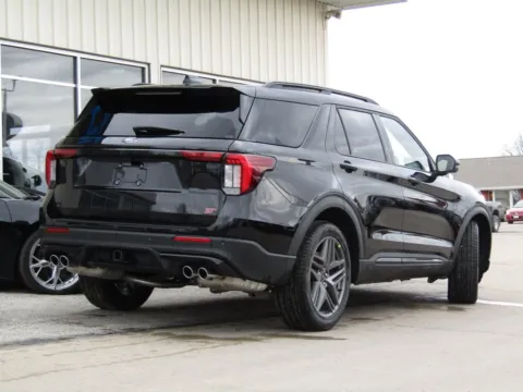 Another view of 2026 Ford Explorer ST for sale in Bethany, MO at Pettijohn Auto Center
