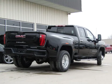 Another view of 2026 GMC Sierra 3500 HD Denali for sale in Bethany, MO at Pettijohn Auto Center