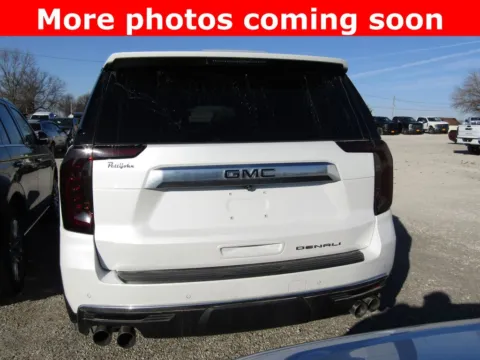 More photos of 2021 GMC Yukon Denali at Pettijohn Auto Center, MO