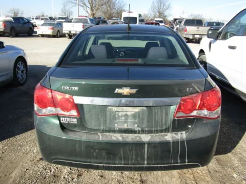 More photos of 2014 Chevrolet Cruze 1LT at Pettijohn Auto Center, MO