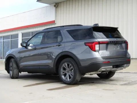 More photos of 2026 Ford Explorer Active at Pettijohn Auto Center, MO