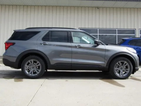 Photos of 2026 Ford Explorer Active for sale in Bethany, MO at Pettijohn Auto Center