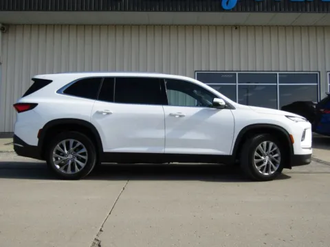Photos of 2025 Buick Enclave Preferred for sale in Bethany, MO at Pettijohn Auto Center
