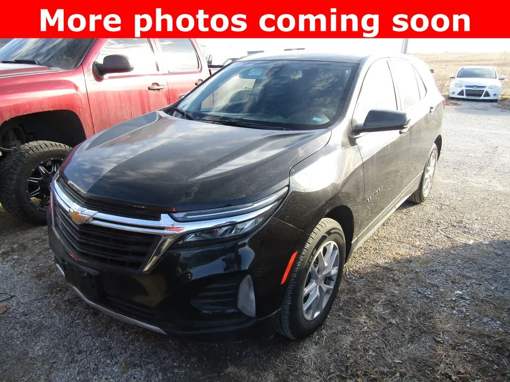 Used 2024 Chevrolet Equinox LT with VIN 3GNAXUEG5RL363527 for sale in Kansas City