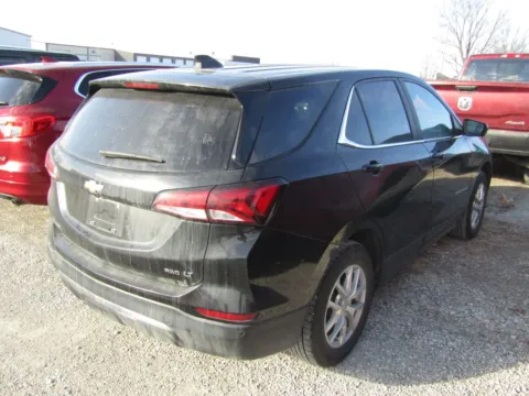 More photos of 2024 Chevrolet Equinox LT at Pettijohn Auto Center, MO
