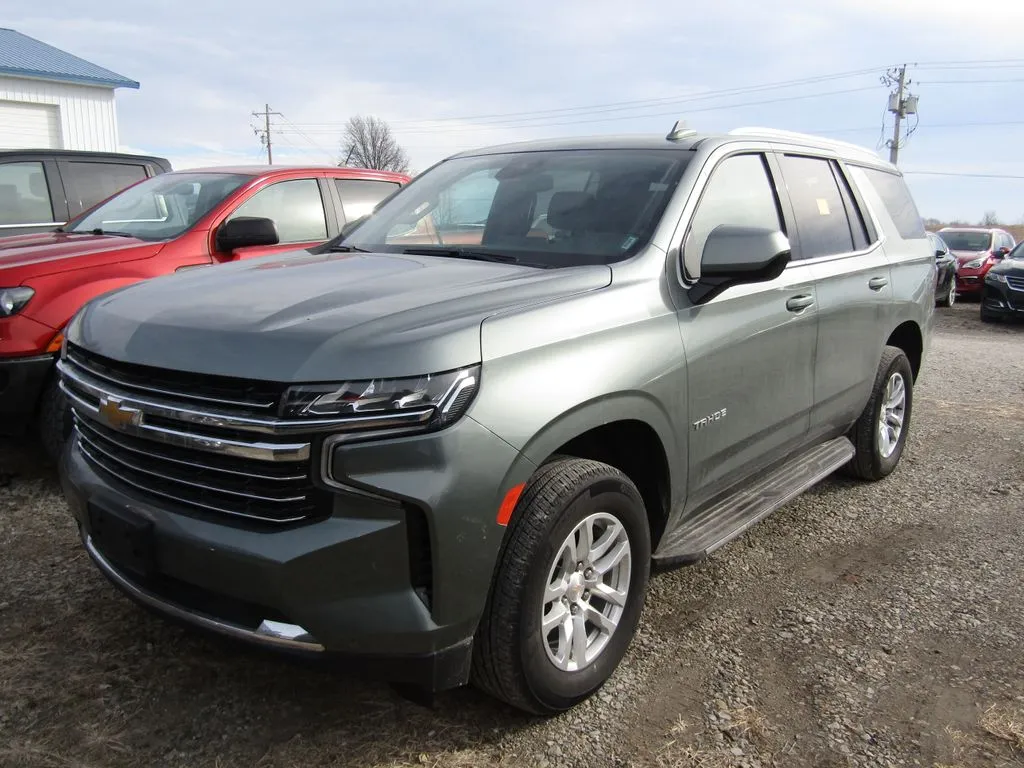 Used 2024 Chevrolet Tahoe LT with VIN 1GNSKNKD7RR192369 for sale in Kansas City