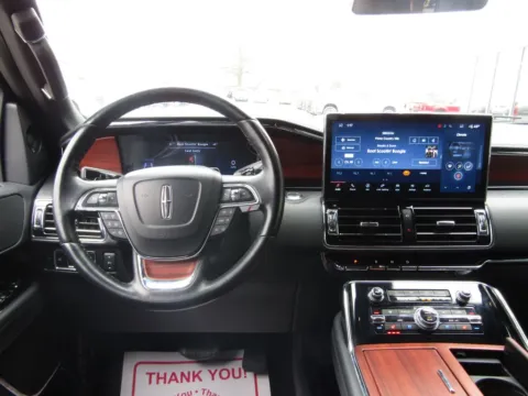 More photos of 2024 Lincoln Navigator Reserve at Pettijohn Auto Center, MO